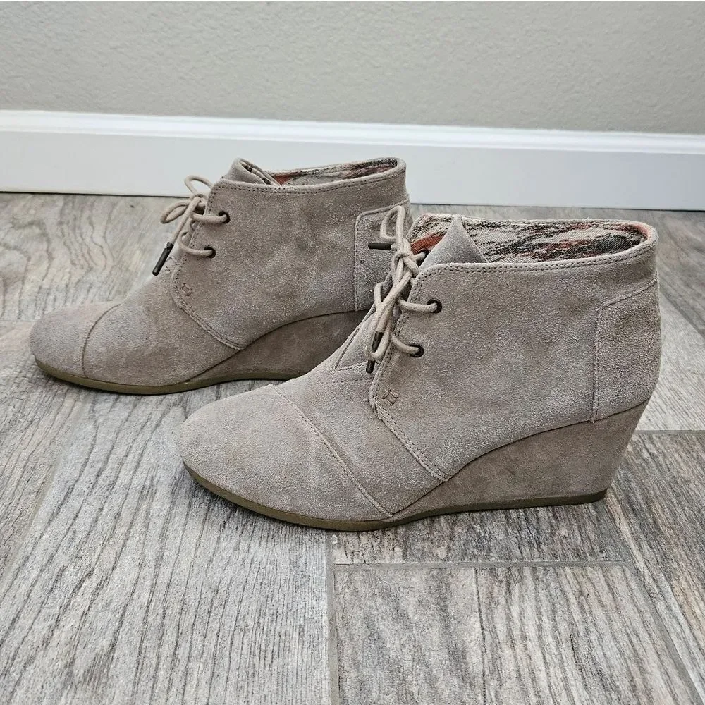 Toms Kala Suede Wedge Ankle Boots